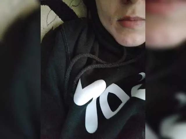 Offline SexyBlondMia on BongaCams