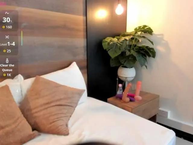 Freechat sol-valeria on BongaCams