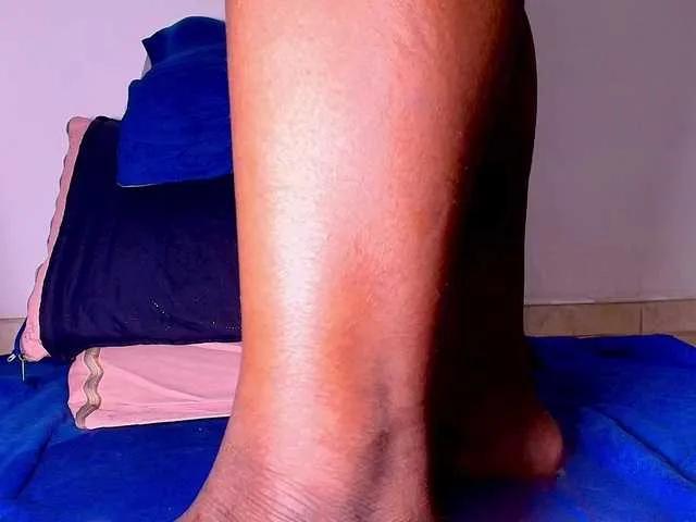 Offline ssusy-ebony on BongaCams