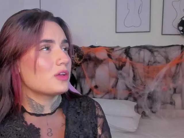 BongaCams Susan-sweet is Freechat Susan-sweet — I like to be guided in my masturbation, to be talked to a little dirty without being rude and several other things.