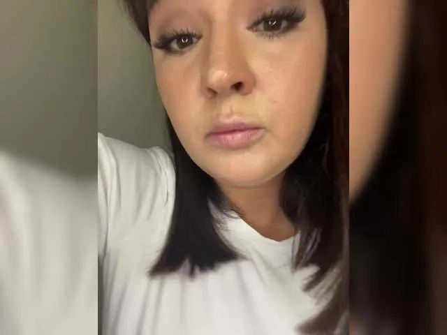 Offline Tina-Dolly on BongaCams