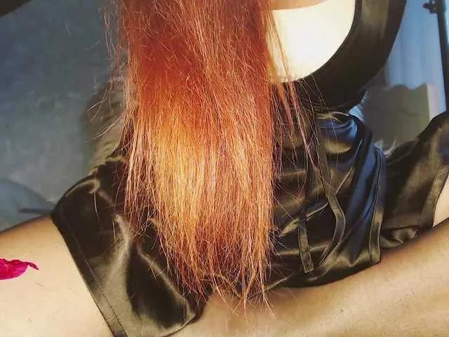 Offline Va-len-cia on BongaCams