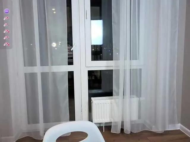 worsh1pme — Honesty, loyalty and generosity. Those are three personality traits that I value the most in men as well as in myself.