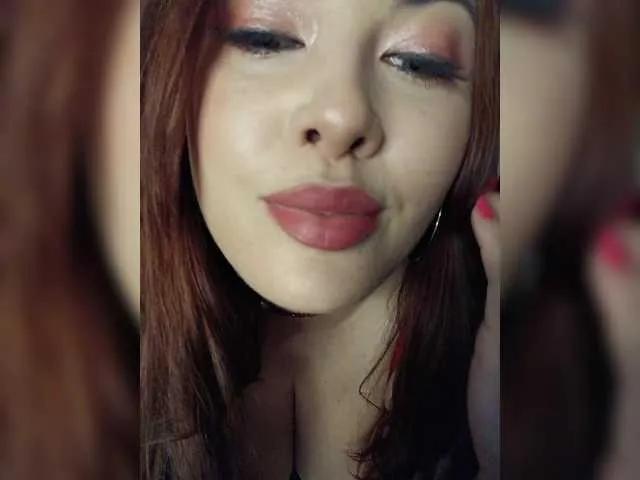 Offline yourXgirl- on BongaCams