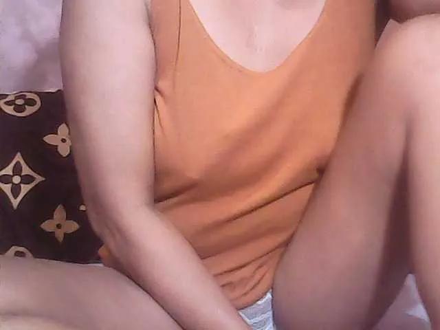 Offline Yummyasian22 on BongaCams