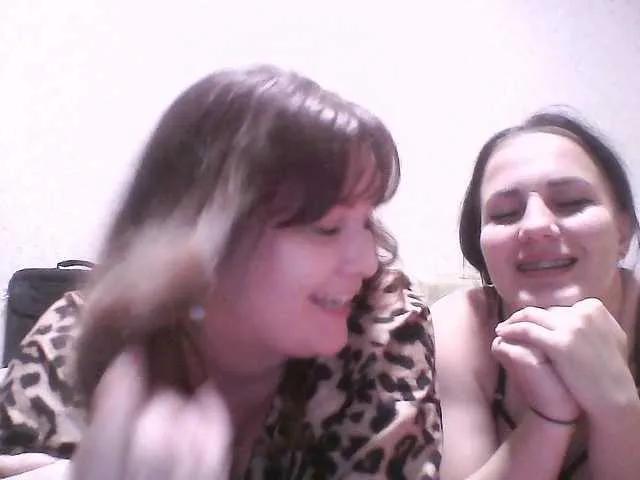 Offline Yxoooeiy on BongaCams