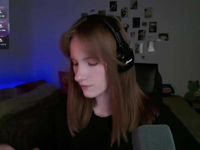 Offline Zeliloo on BongaCams