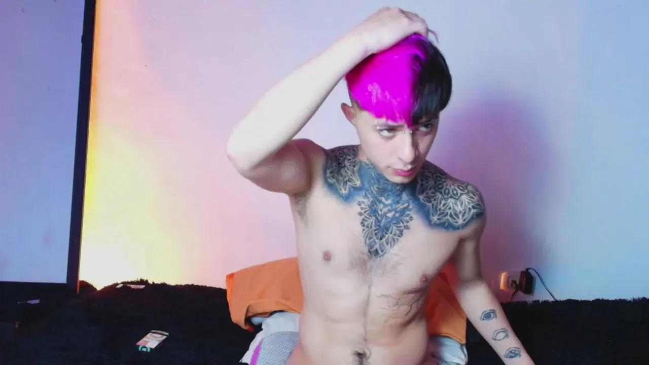 Freechat 7_saturno_7 on Cam4