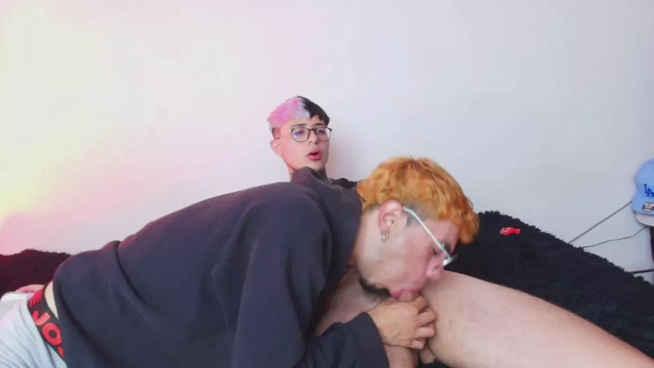 Freechat 7_saturno_7 on Cam4