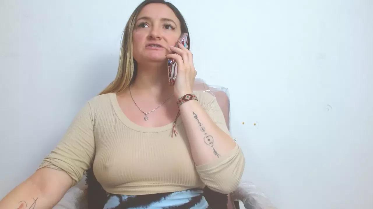 Offline _antonella87 on Cam4