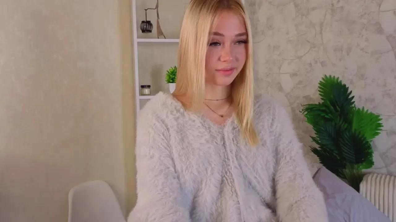 Offline AdinaElrod on Cam4