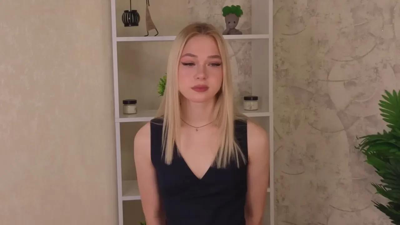 Offline AdinaElrod on Cam4