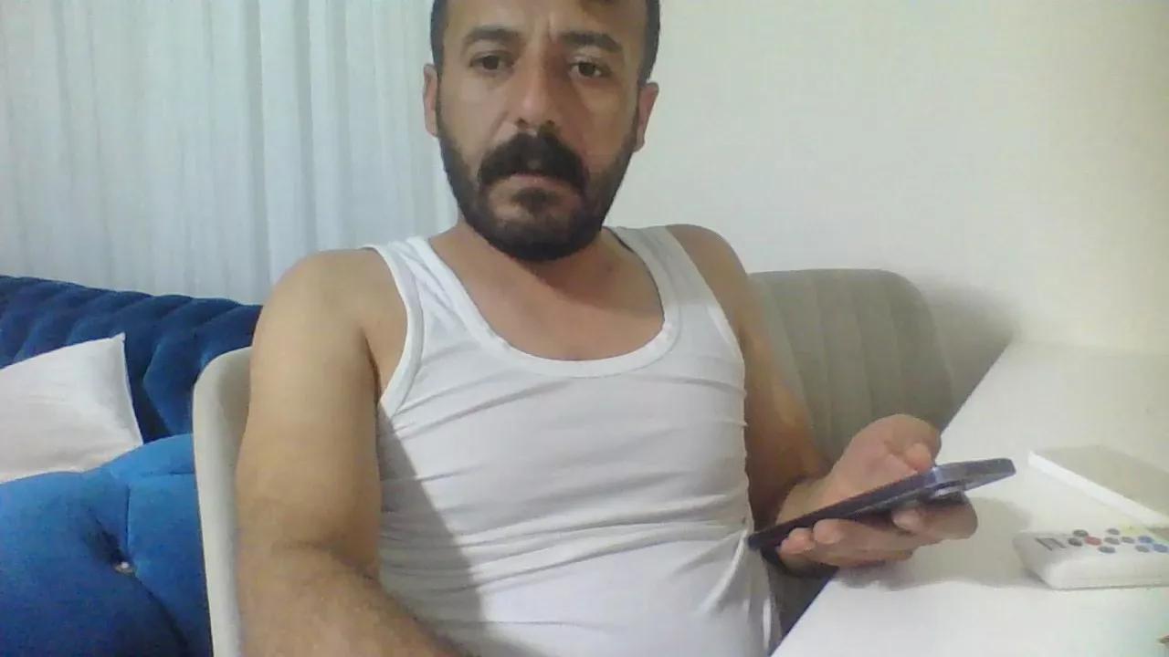 Offline AktOnly on Cam4