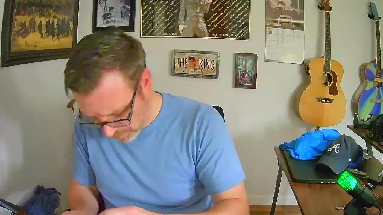 Offline AlexanderII4u on Cam4