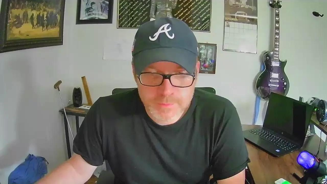 Offline AlexanderII4u on Cam4