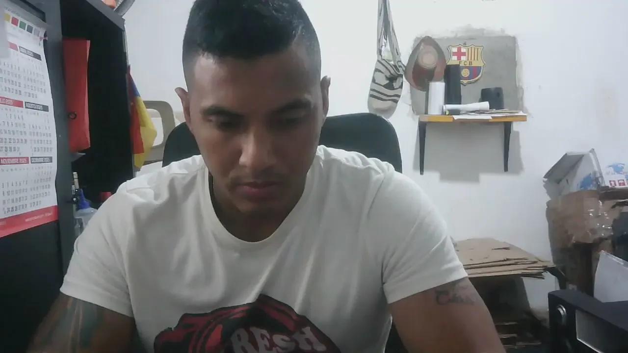 Offline AM92 on Cam4