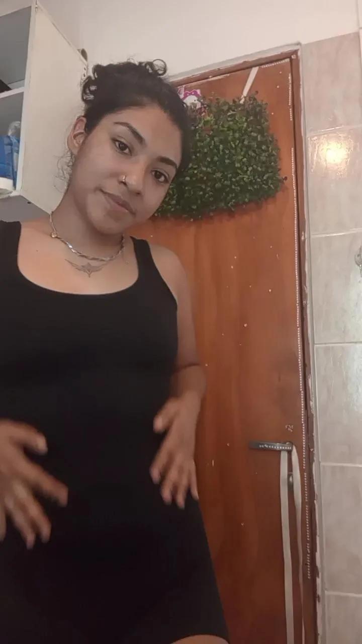 Offline AmbarLuar4 on Cam4