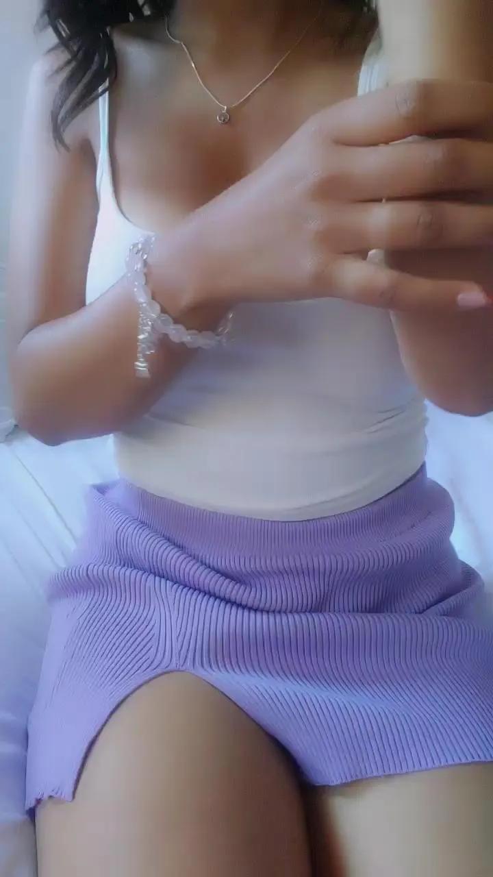 Offline Anita2023 on Cam4