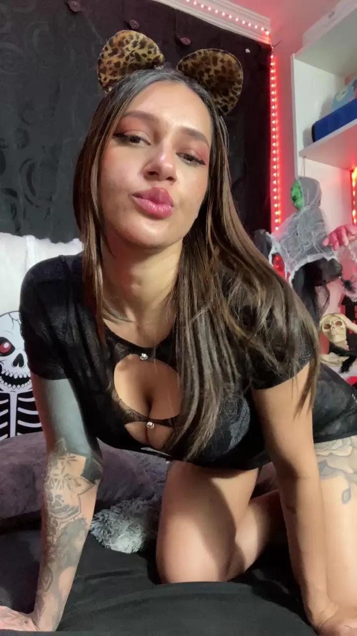 Offline annabellelover_ on Cam4