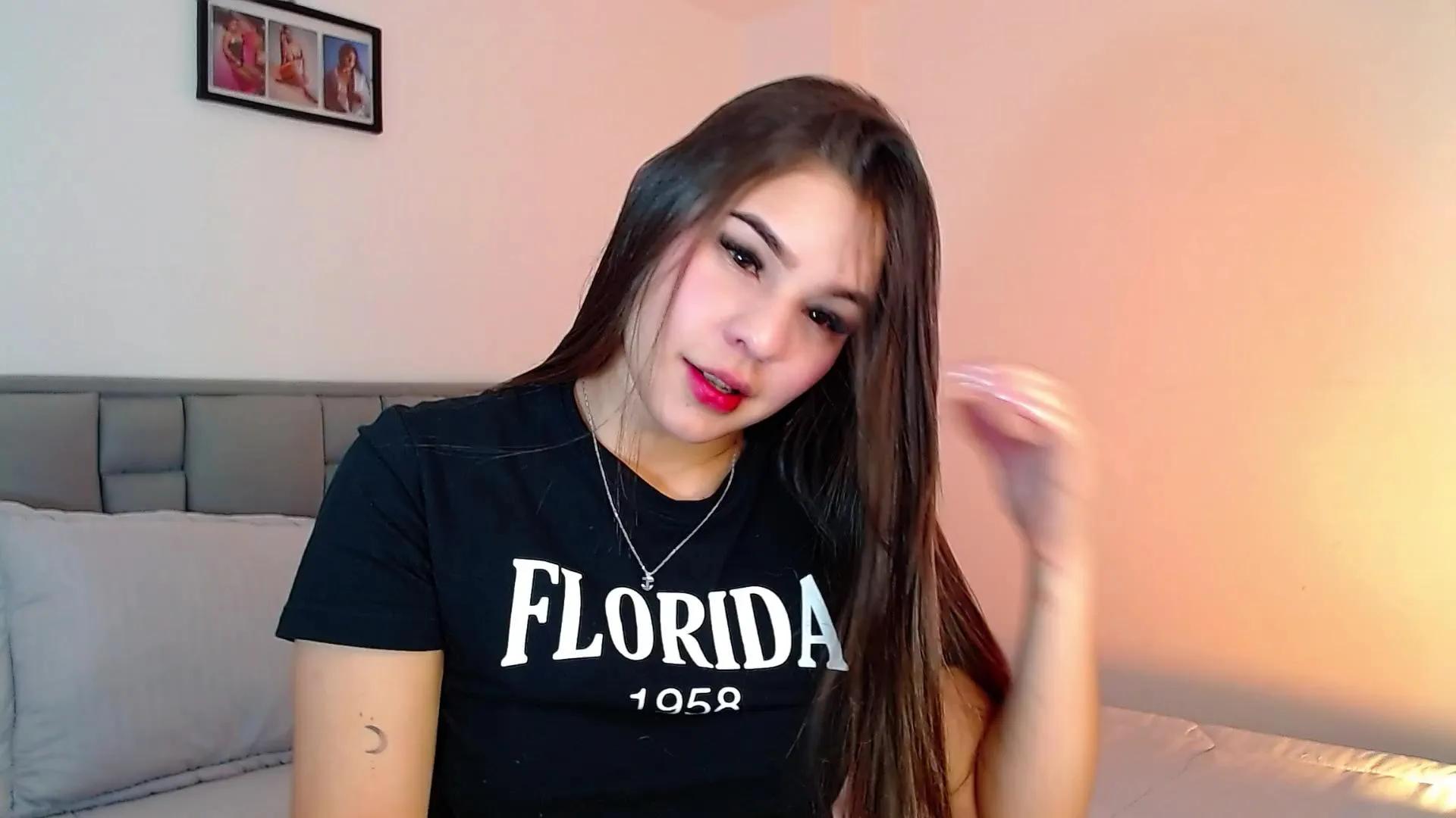 Offline astrid_omega on Cam4