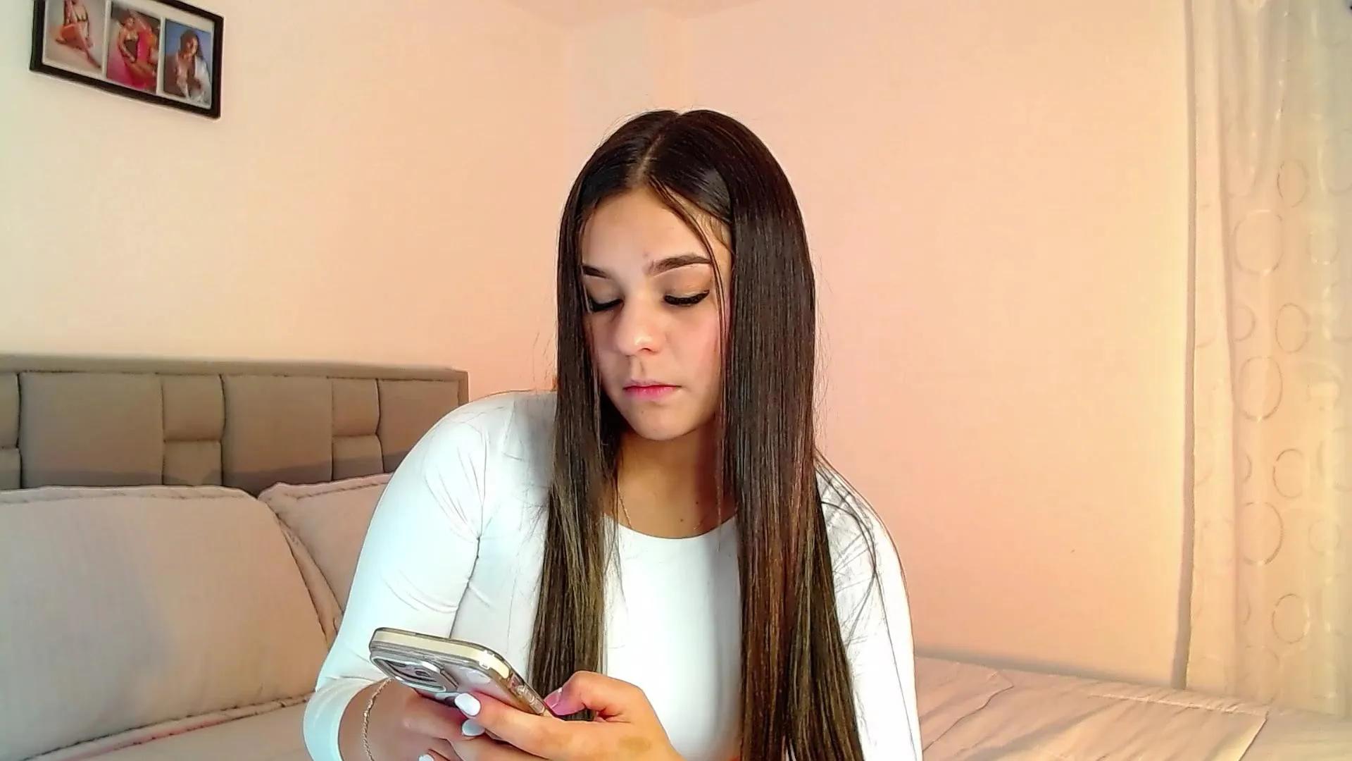 Offline astrid_omega on Cam4