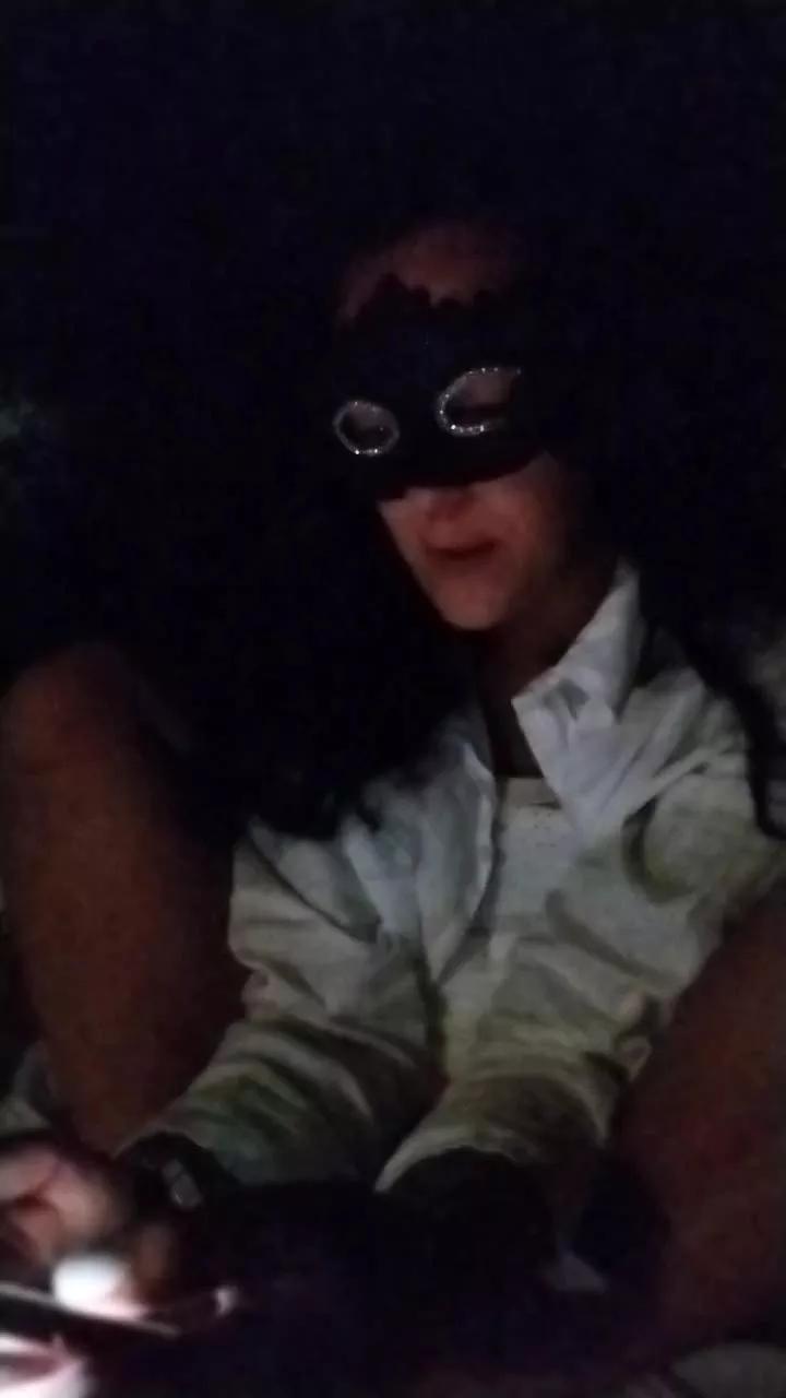 Offline auri5hot on Cam4