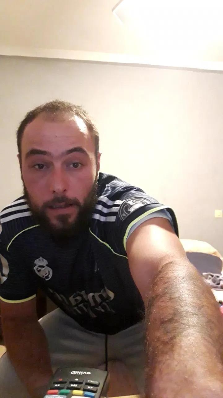 Offline Azox123er on Cam4