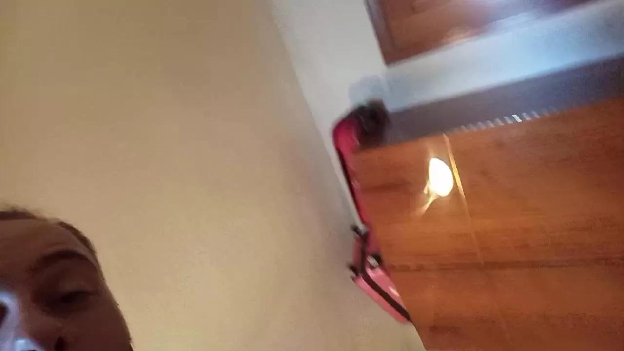 Offline Azox123er on Cam4