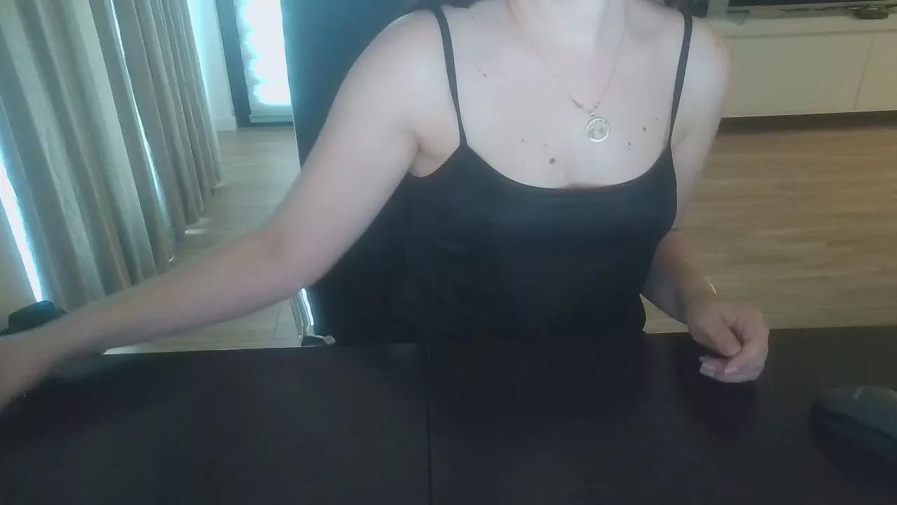 Offline BARBARASECRET on Cam4