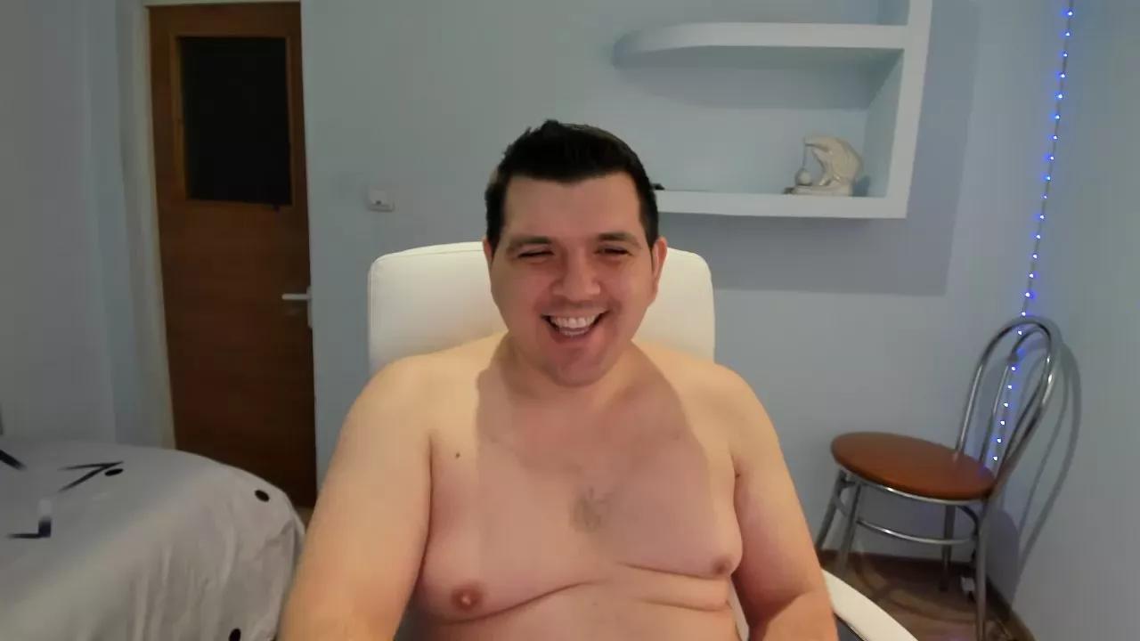 Offline Basy8 on Cam4