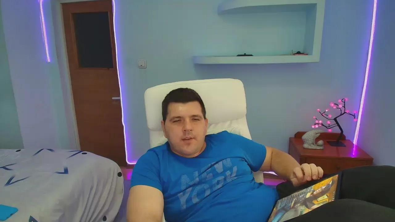 Offline Basy8 on Cam4