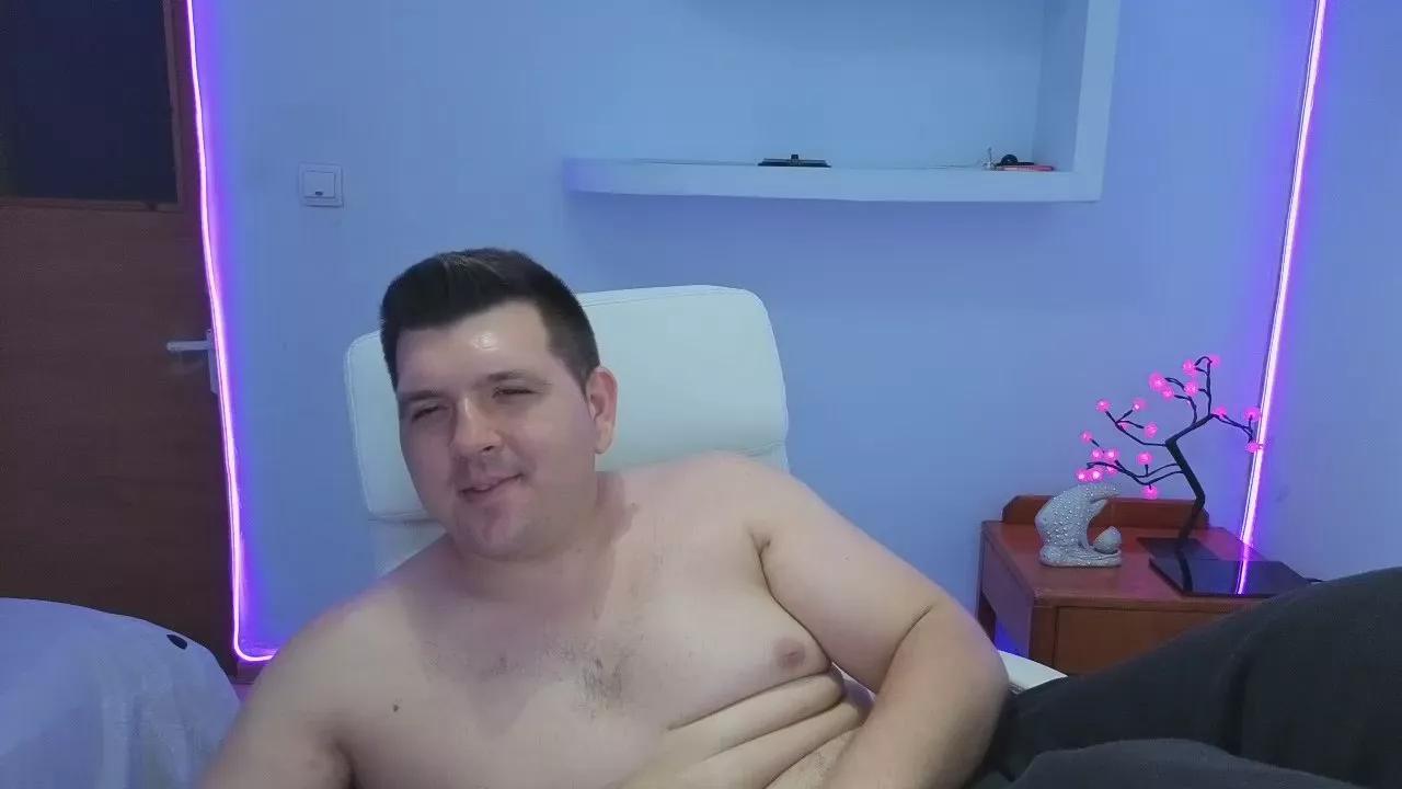 Offline Basy8 on Cam4