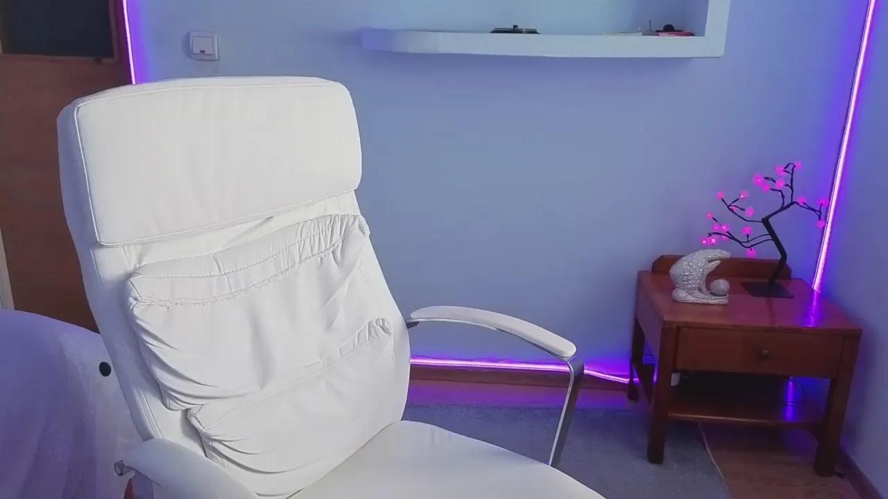 Offline Basy8 on Cam4