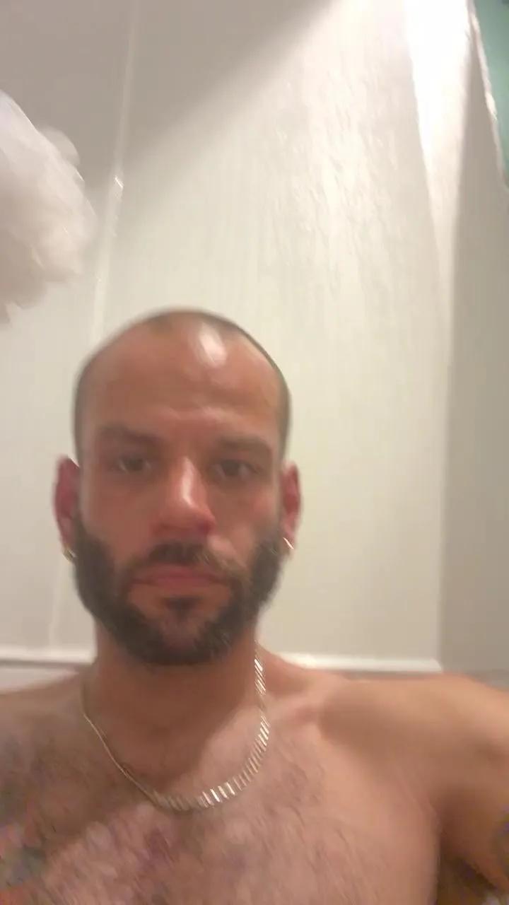 Offline Boy4183 on Cam4