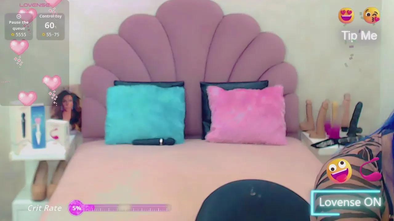 Offline briana_sex322 on Cam4