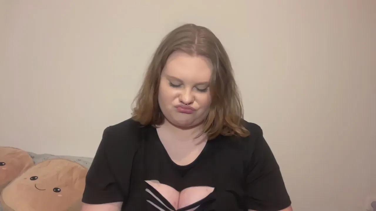 Cam4 BriannaDirty is Freechat BriannaDirty —  #C2C #taboo #femdom #feet #cute #spanking #amateur