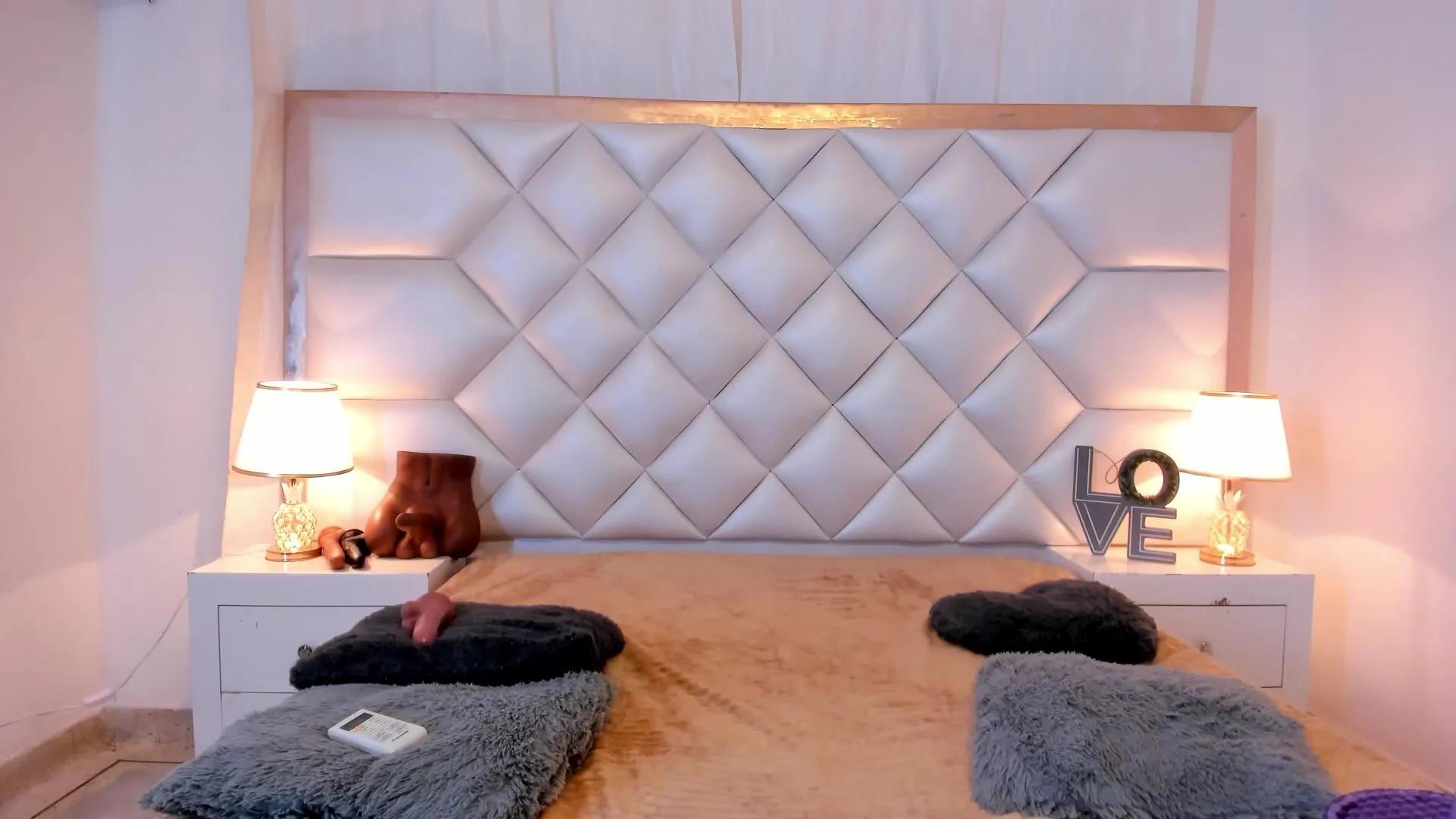 Offline brittany069 on Cam4