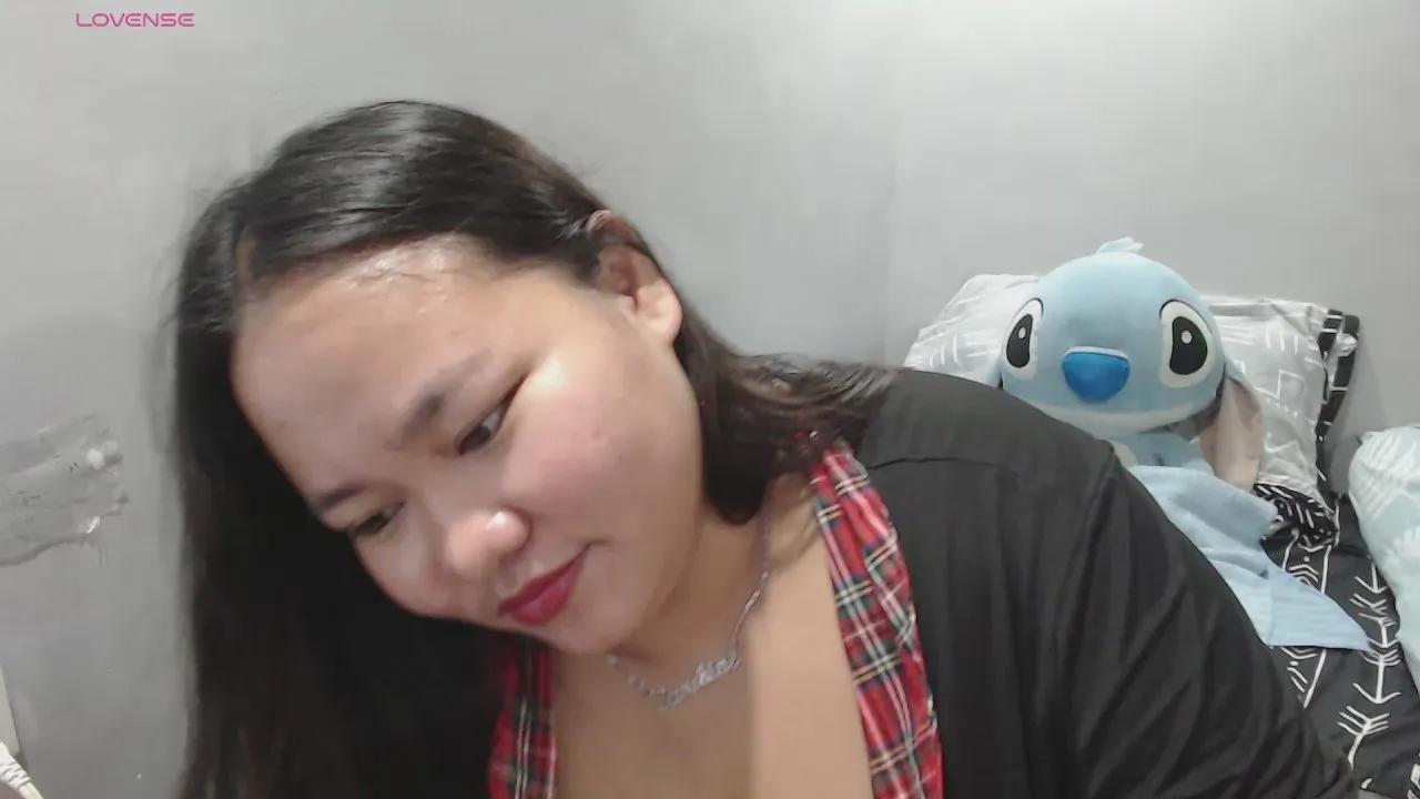 Offline BubbleButtPinay on Cam4