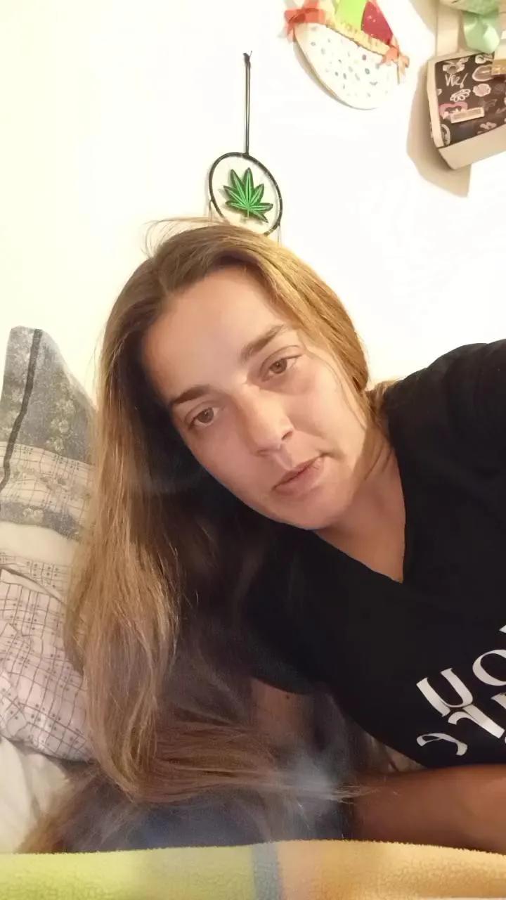 Offline Bunny308sexy on Cam4