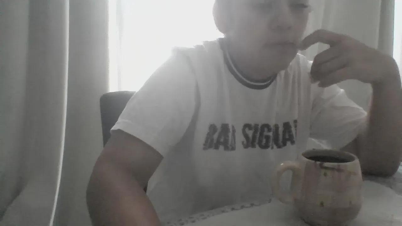 Offline catalinna22 on Cam4