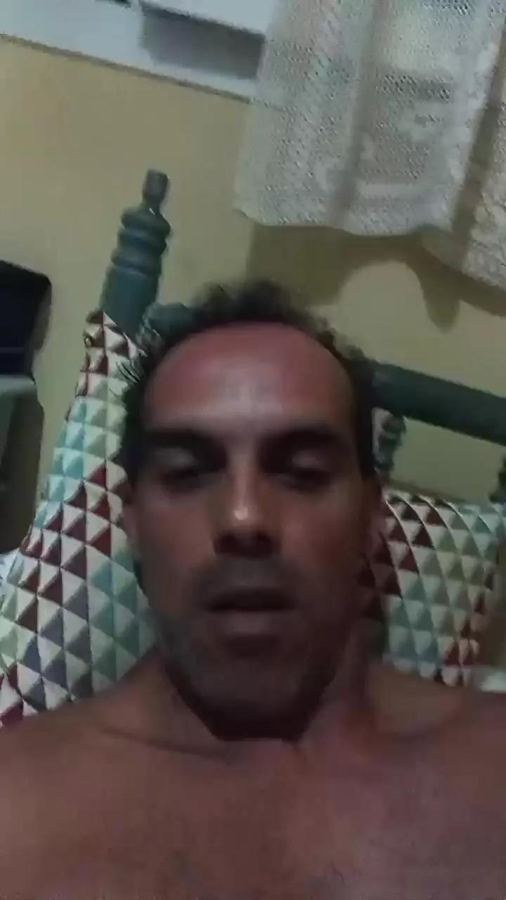 Chicoatrevido1 on Cam4 