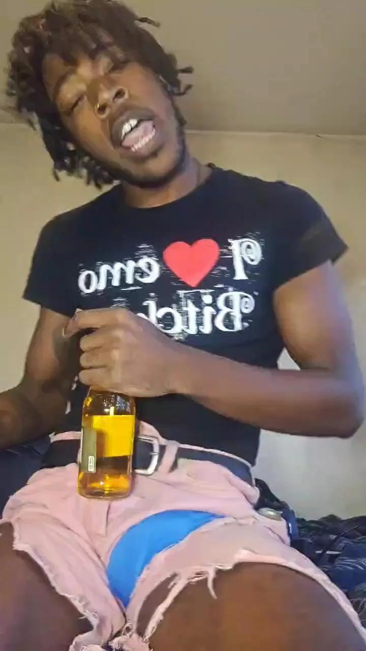 Offline cmc28 on Cam4