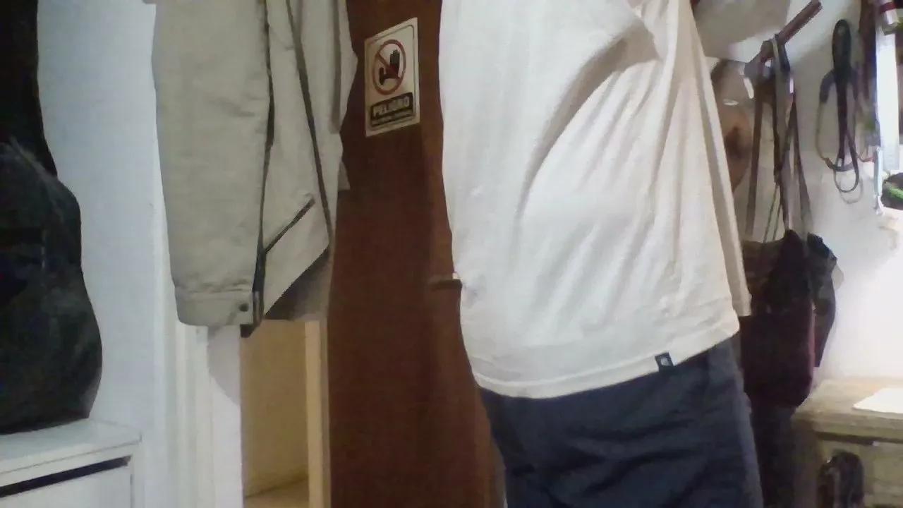 Offline Colifa86 on Cam4