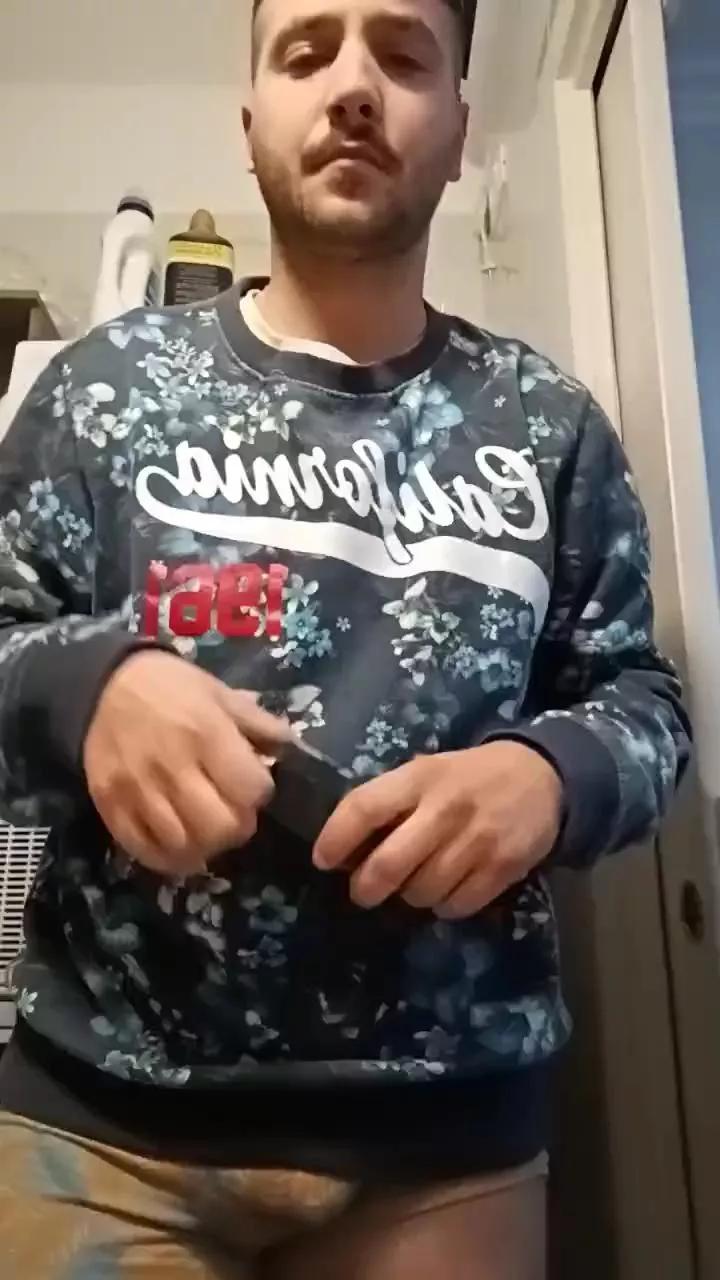 Offline compa_sexy on Cam4