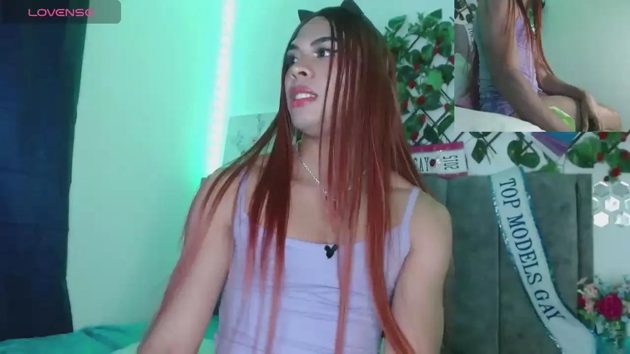 Offline Coral_01 on Cam4