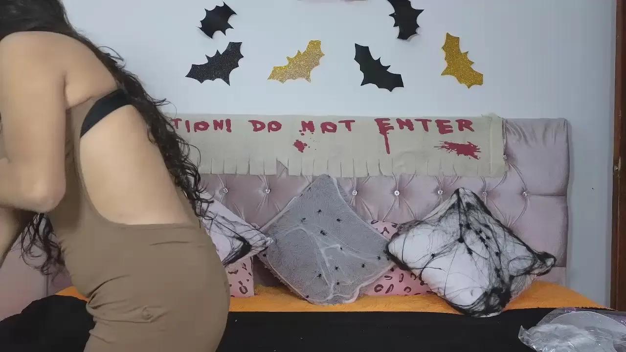 Offline Cristal_moon on Cam4