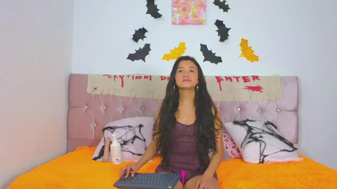 Cristal_moon —  #schoolgirl #analtoys #C2C #AssToMouth #ass #pee #anal