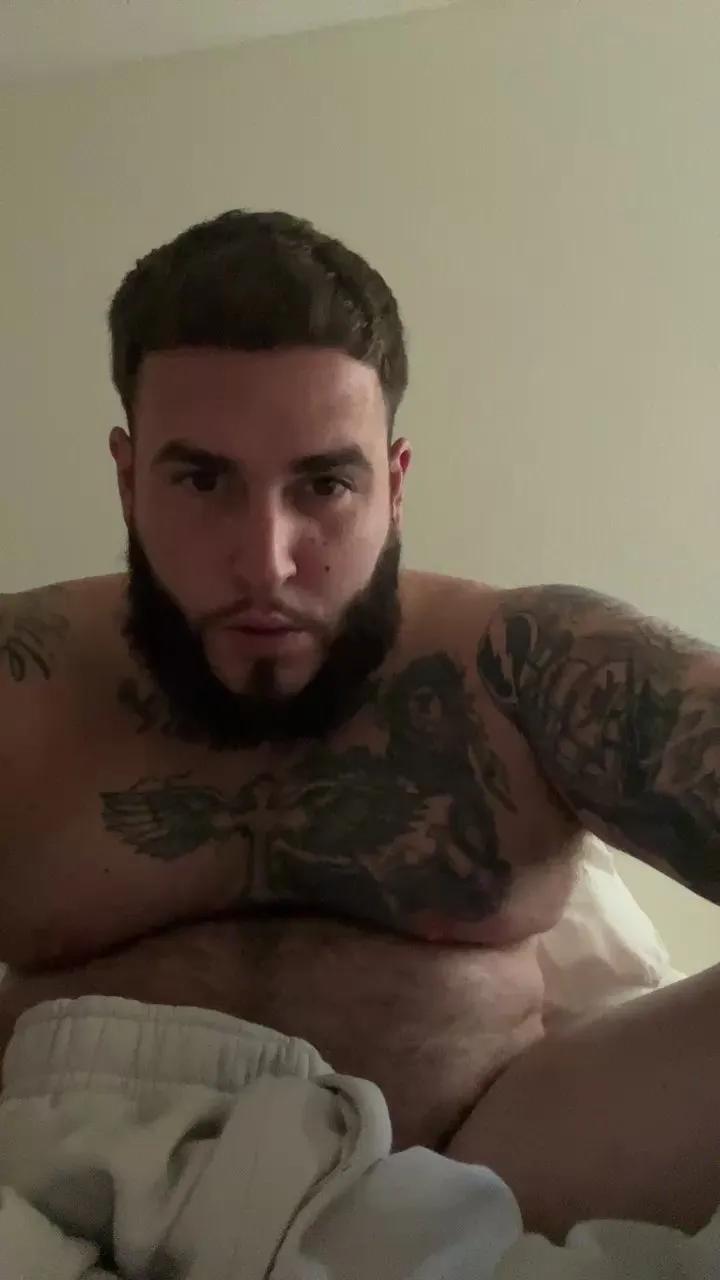 Offline Cubanboiiii on Cam4