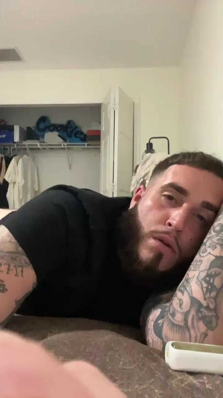 Cubanboiiii — #pornstar #horny