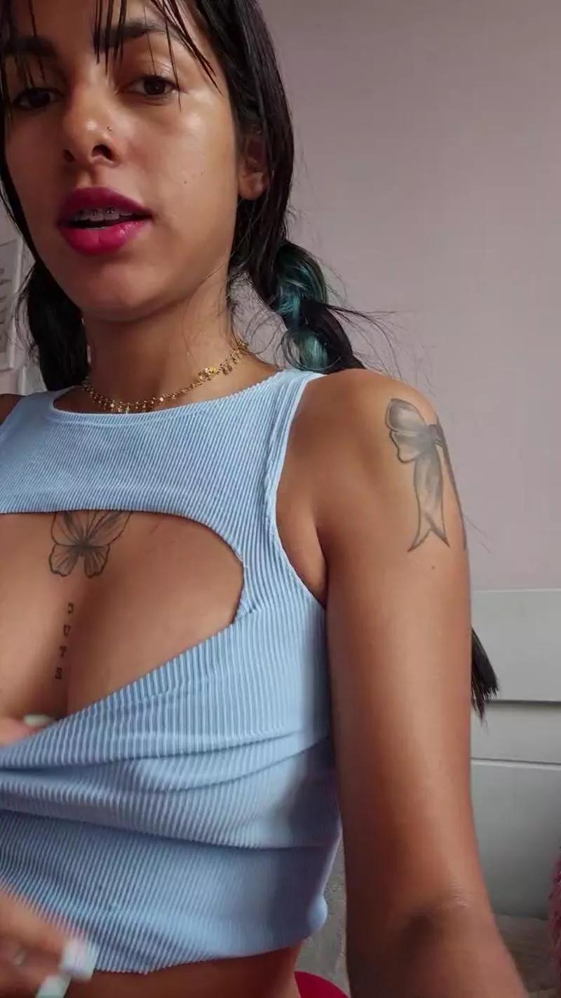 Offline cute_plop on Cam4